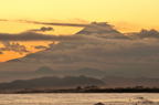 D2010055_057H