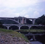 F20052501_09S